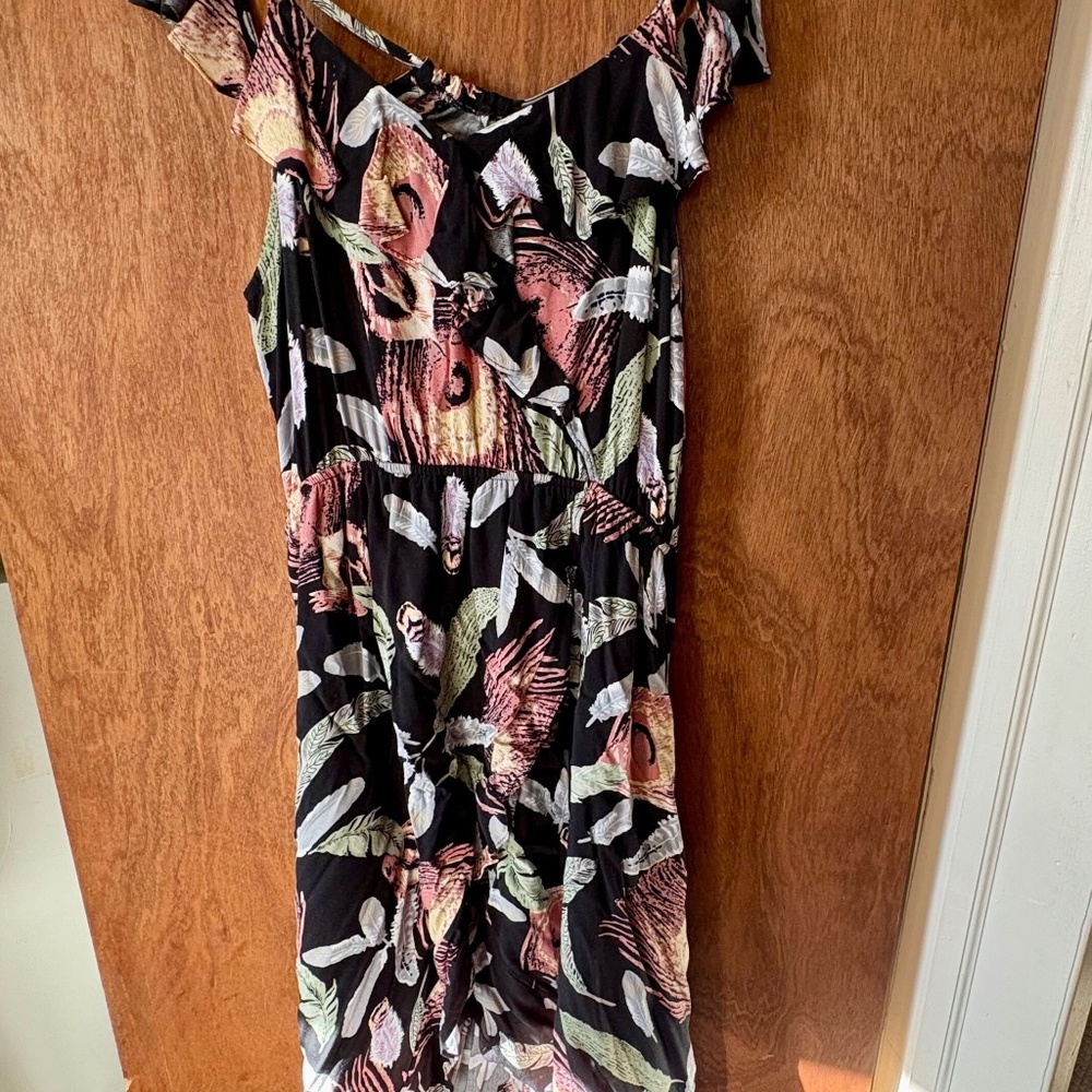 Blush BJ Feather Print Maxi Dress • Ruffle Tiered • Strappy Boho Style • Size M